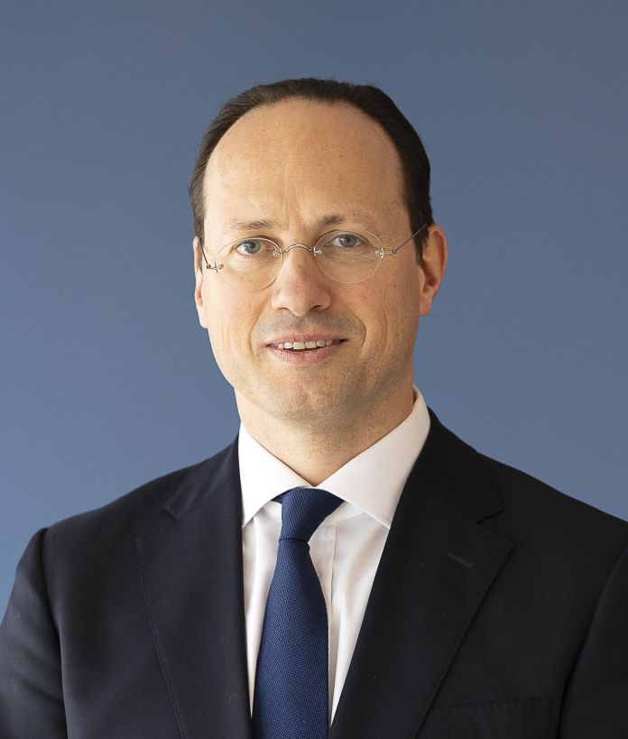 Dr. Léon von Brasch